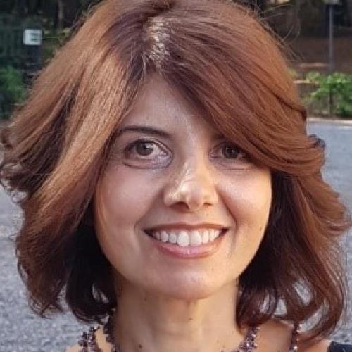 Debora Pastina headshot
