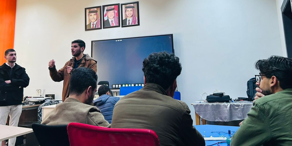  Amman Arab University Student Branch Chapter Bridges Theory and Practice Through Electronics Training Series