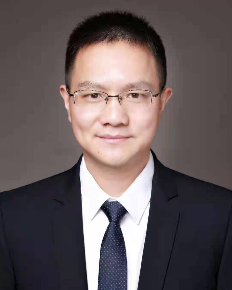 Yonggang Zhang