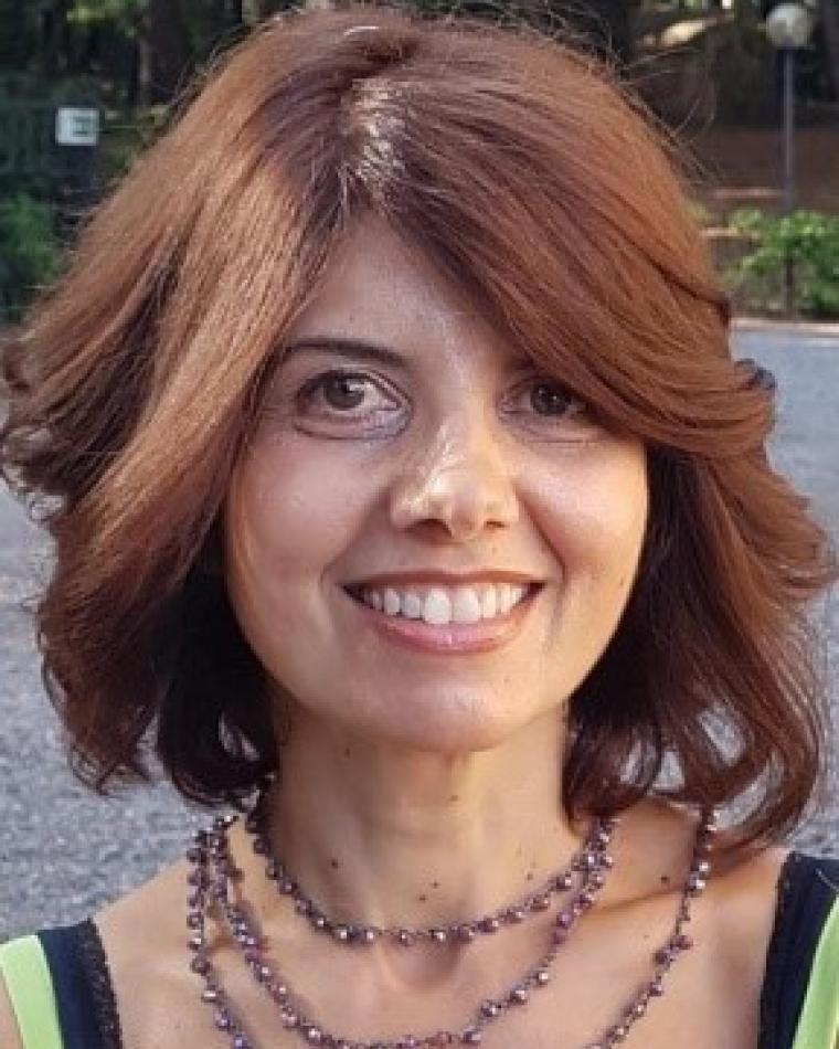 Debora Pastina headshot