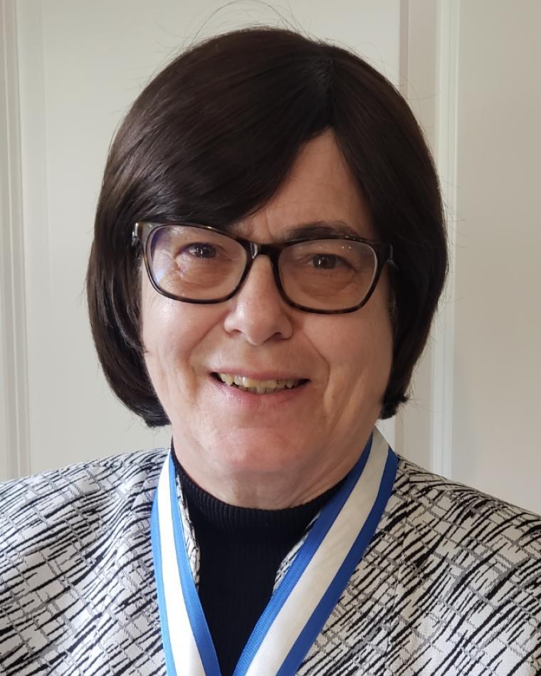 Evelyn Hirt