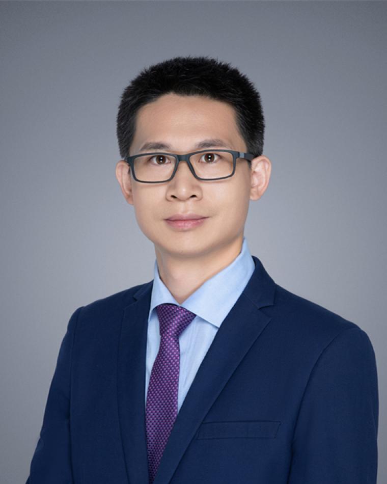 Kun Zhang headshot